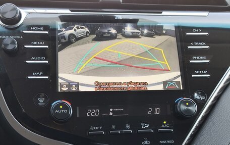 Toyota Camry, 2019 год, 2 390 000 рублей, 19 фотография