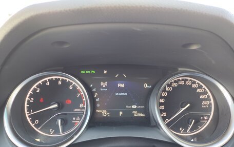 Toyota Camry, 2019 год, 2 390 000 рублей, 14 фотография