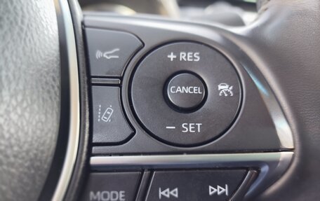 Toyota Camry, 2019 год, 2 390 000 рублей, 18 фотография