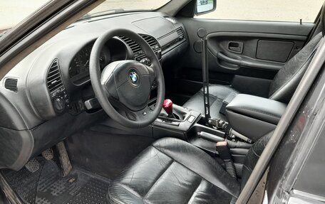 BMW 3 серия, 1997 год, 620 000 рублей, 13 фотография