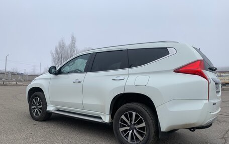 Mitsubishi Pajero Sport III рестайлинг, 2017 год, 2 500 000 рублей, 9 фотография