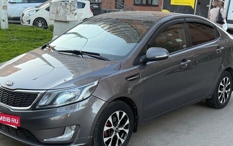 KIA Rio III рестайлинг, 2013 год, 869 000 рублей, 11 фотография