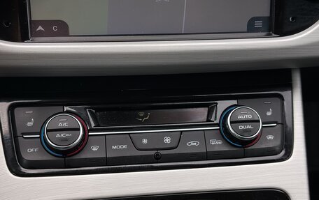 Geely Atlas I, 2019 год, 1 854 000 рублей, 16 фотография