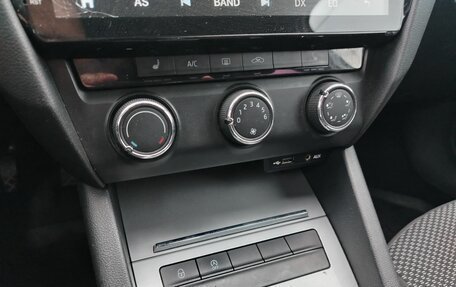 Skoda Octavia, 2013 год, 852 000 рублей, 10 фотография