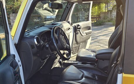 Jeep Wrangler, 2016 год, 2 650 000 рублей, 7 фотография