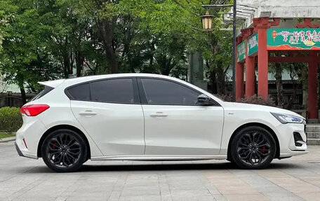 Ford Focus IV, 2022 год, 1 891 000 рублей, 9 фотография