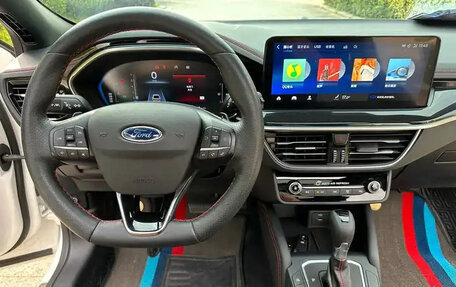 Ford Focus IV, 2022 год, 1 891 000 рублей, 12 фотография