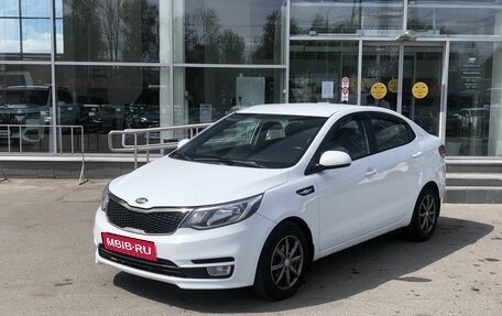 KIA Rio III рестайлинг, 2015 год, 859 000 рублей, 1 фотография