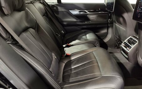 BMW 7 серия, 2019 год, 4 999 900 рублей, 22 фотография