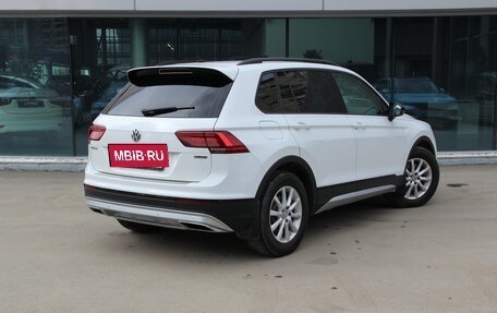 Volkswagen Tiguan II, 2019 год, 2 595 000 рублей, 5 фотография