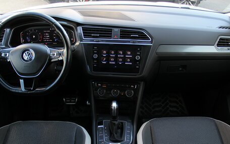 Volkswagen Tiguan II, 2019 год, 2 595 000 рублей, 16 фотография
