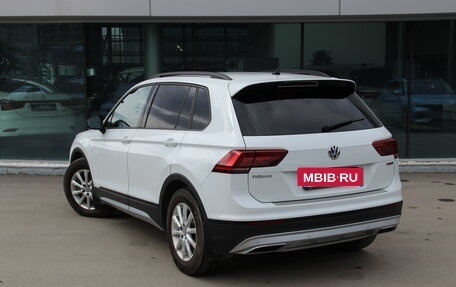 Volkswagen Tiguan II, 2019 год, 2 595 000 рублей, 7 фотография