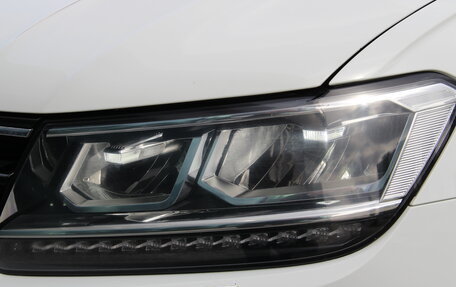 Volkswagen Tiguan II, 2019 год, 2 595 000 рублей, 20 фотография
