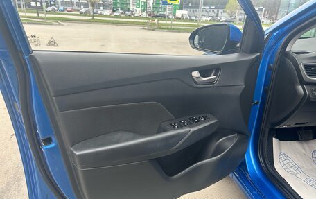 Hyundai Solaris II рестайлинг, 2017 год, 1 110 000 рублей, 12 фотография