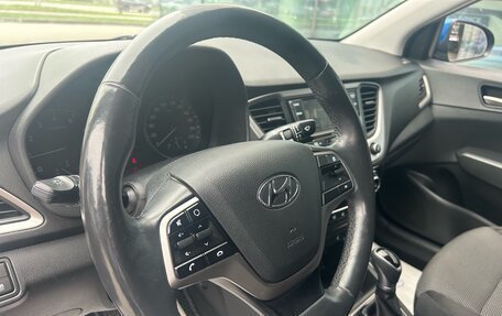 Hyundai Solaris II рестайлинг, 2017 год, 1 110 000 рублей, 15 фотография