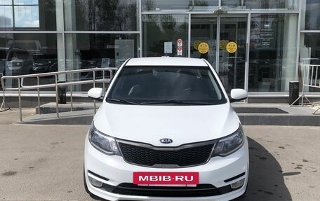 KIA Rio III рестайлинг, 2015 год, 859 000 рублей, 2 фотография
