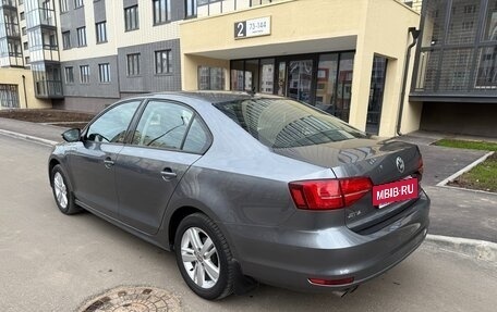 Volkswagen Jetta VI, 2016 год, 1 600 000 рублей, 4 фотография