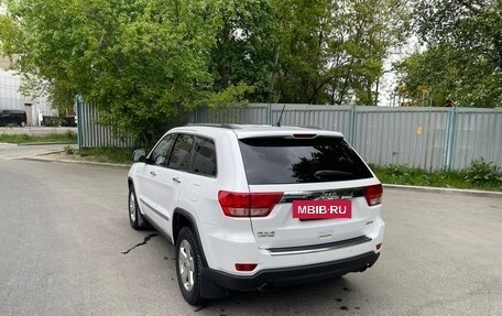 Jeep Grand Cherokee, 2012 год, 1 850 000 рублей, 6 фотография