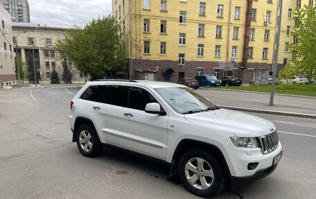 Jeep Grand Cherokee, 2012 год, 1 850 000 рублей, 16 фотография