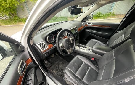 Jeep Grand Cherokee, 2012 год, 1 850 000 рублей, 27 фотография