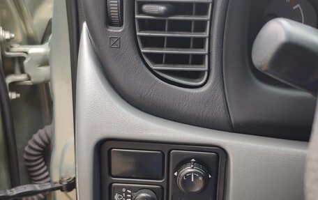 Nissan Almera Classic, 2009 год, 750 000 рублей, 29 фотография