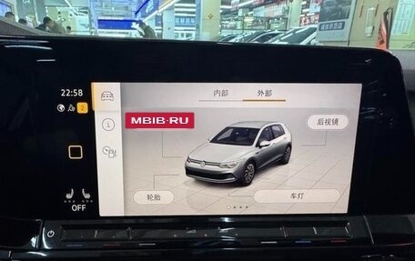 Volkswagen Golf VIII, 2022 год, 1 959 000 рублей, 13 фотография