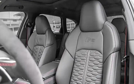 Audi RS 6, 2022 год, 13 600 000 рублей, 9 фотография