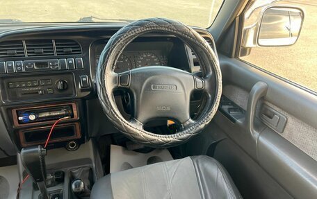 Isuzu Bighorn II, 1998 год, 1 179 000 рублей, 15 фотография