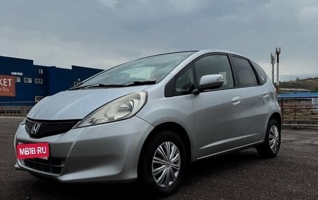 Honda Fit III, 2010 год, 650 000 рублей, 1 фотография