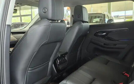 Land Rover Range Rover Evoque II, 2022 год, 3 045 000 рублей, 12 фотография