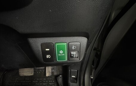 Honda Fit III, 2010 год, 650 000 рублей, 11 фотография