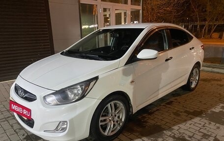 Hyundai Solaris II рестайлинг, 2014 год, 600 000 рублей, 4 фотография