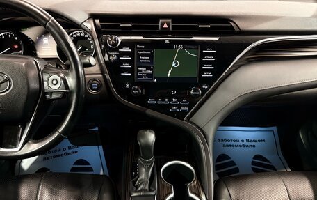 Toyota Camry, 2019 год, 3 098 000 рублей, 7 фотография