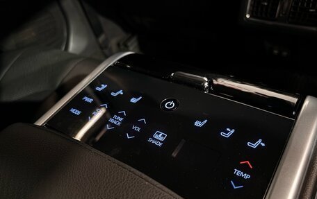 Toyota Camry, 2019 год, 3 098 000 рублей, 23 фотография