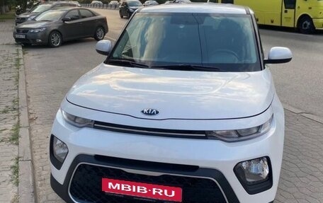 KIA Soul III, 2020 год, 1 950 000 рублей, 1 фотография