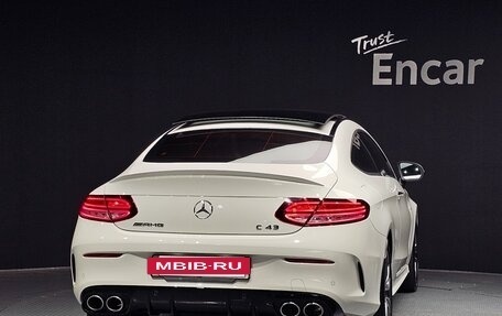 Mercedes-Benz C-Класс, 2022 год, 2 850 000 рублей, 4 фотография