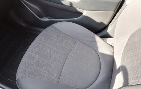 KIA Rio III рестайлинг, 2014 год, 930 000 рублей, 5 фотография