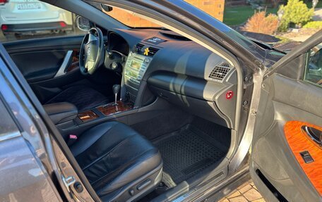 Toyota Camry, 2008 год, 1 140 000 рублей, 5 фотография