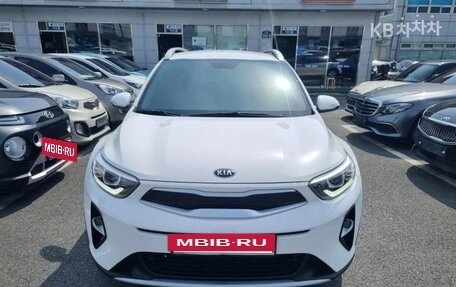KIA Stonic, 2020 год, 1 420 000 рублей, 2 фотография