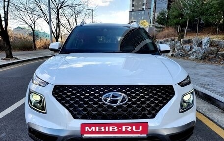Hyundai Venue I, 2022 год, 1 664 000 рублей, 2 фотография