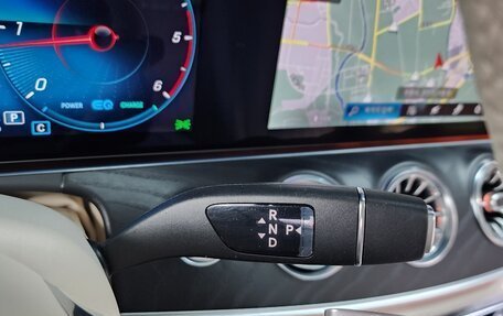 Mercedes-Benz E-Класс, 2022 год, 4 126 000 рублей, 11 фотография