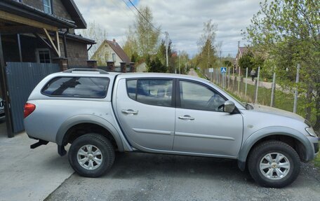Mitsubishi L200 IV рестайлинг, 2010 год, 1 490 000 рублей, 3 фотография