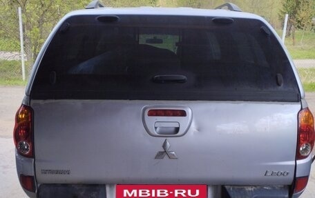 Mitsubishi L200 IV рестайлинг, 2010 год, 1 490 000 рублей, 2 фотография
