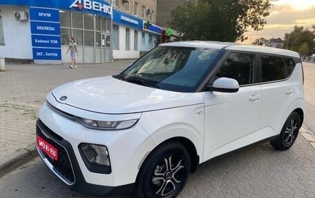 KIA Soul III, 2020 год, 1 950 000 рублей, 2 фотография