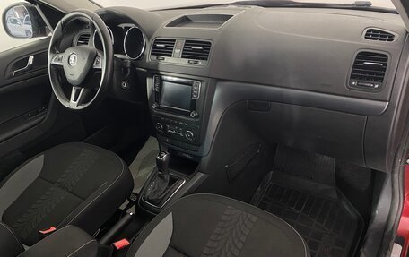 Skoda Yeti I рестайлинг, 2017 год, 1 599 000 рублей, 13 фотография