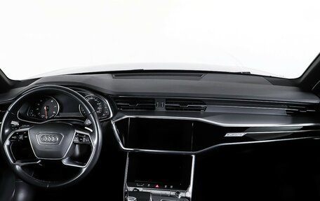 Audi A6, 2020 год, 3 380 000 рублей, 13 фотография