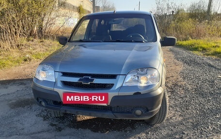 Chevrolet Niva I рестайлинг, 2010 год, 425 000 рублей, 4 фотография