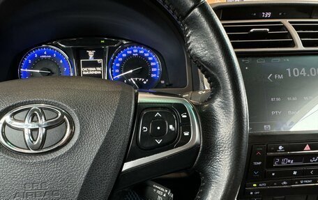 Toyota Camry, 2017 год, 2 390 000 рублей, 13 фотография