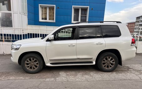 Toyota Land Cruiser 200, 2018 год, 7 500 000 рублей, 2 фотография