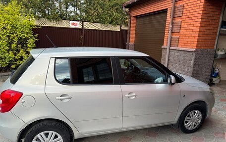 Skoda Fabia II, 2014 год, 650 000 рублей, 2 фотография